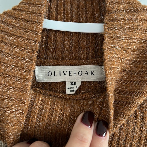 Olive & Oak color blocked sweater - Picture 2 of 5